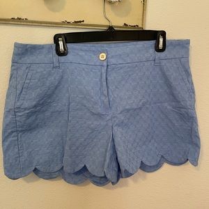 Crown & Ivy Shelby Short in Light Blue